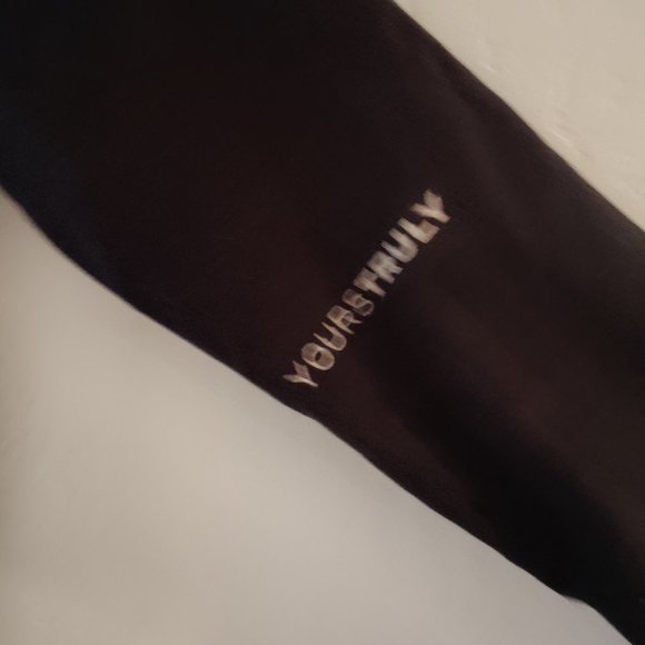 Yours Truly Slouch Shoulder Sweatshirt, Med, Crystal Punk - Picture 4 of 5